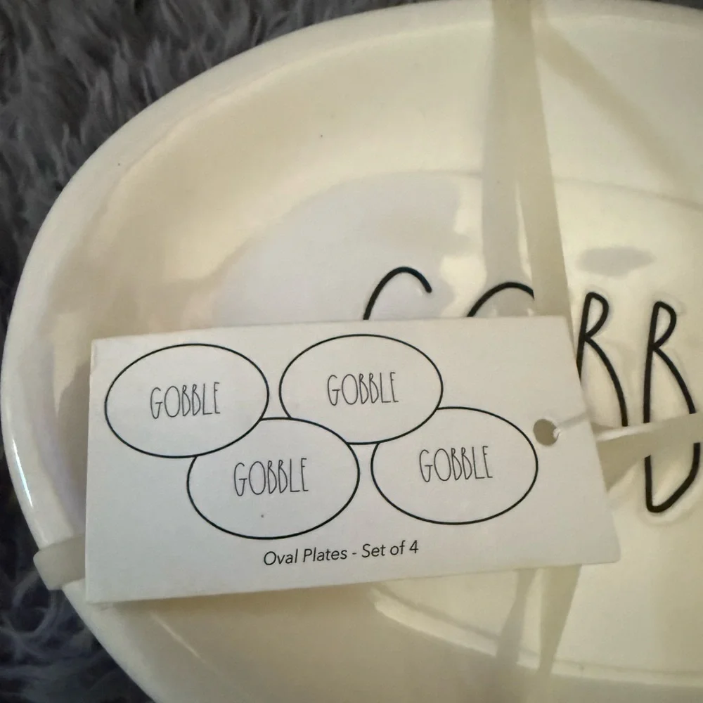 White Oval Plates Set Of 4 - Home Party Supplies